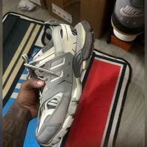 Balenciaga track runner sz44 US 11